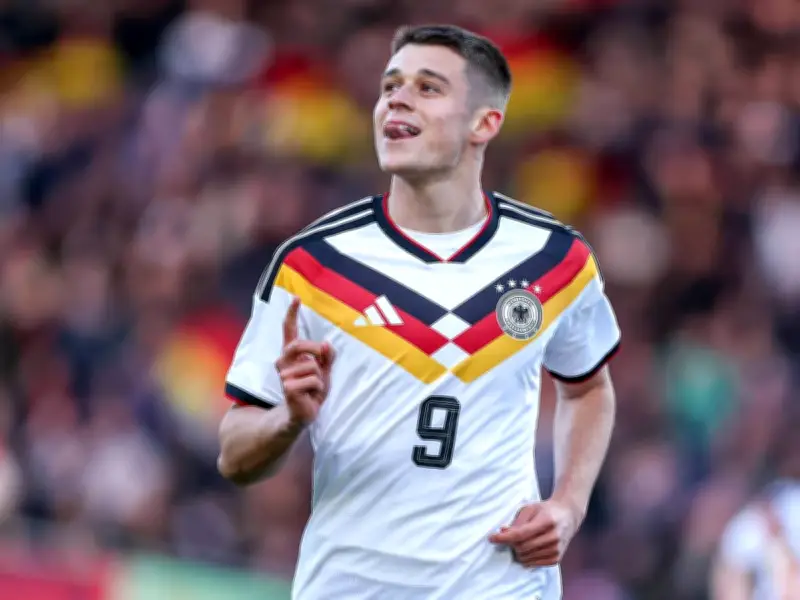 Tauziehen um deutsches Sturm-Talent: Borussia Dortmund und Bayer Leverkusen im Rennen