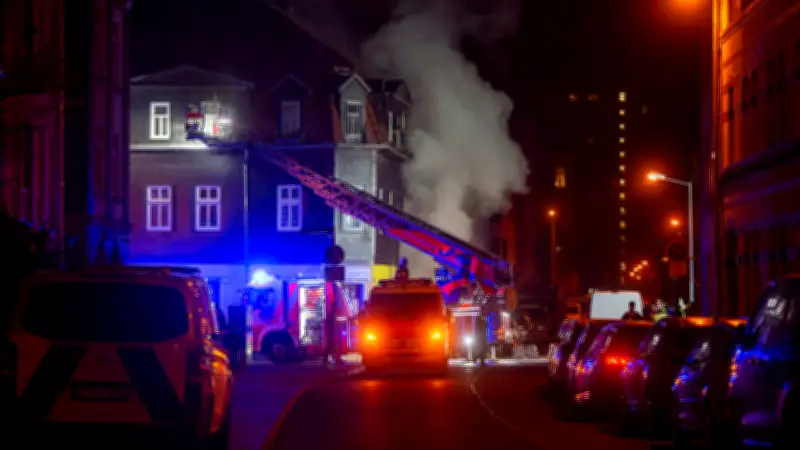 Tödlicher Großbrand in Erfurt: Ein Toter, zwei Schwerverletzte bei Wohnhausfeuer