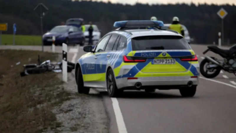 Tödlicher Motorradunfall bei Herrieden: 18-Jähriger stirbt zu Saisonbeginn
