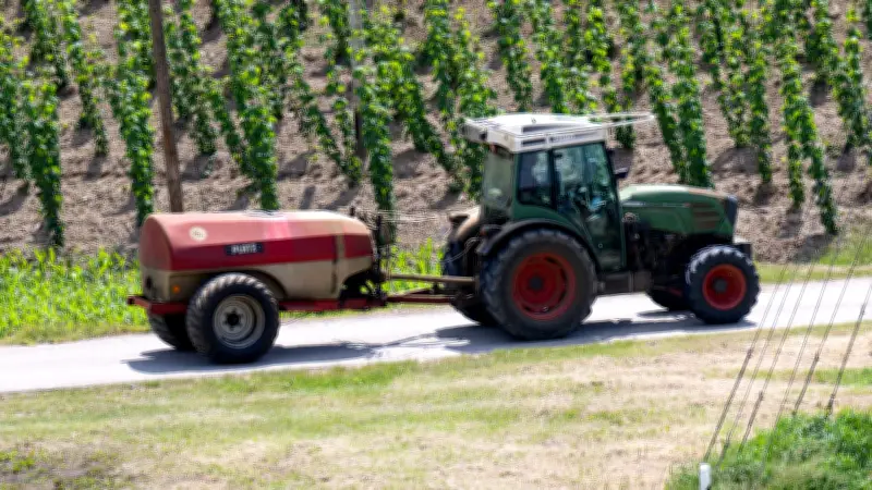 Tödlicher Unfall in der Hallertau: Hopfenbauer (65) stirbt in Wickelmaschine