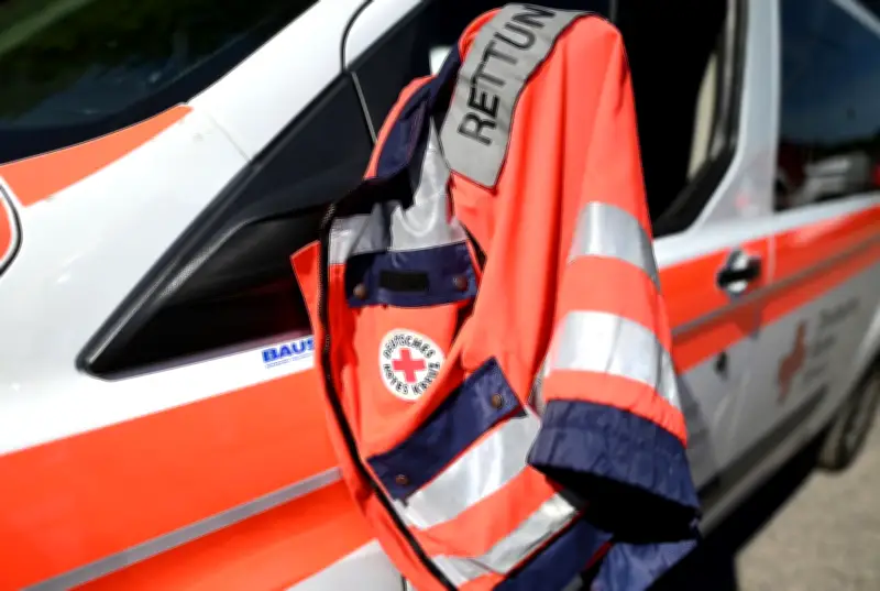 Tödlicher Unfall in Dresden: 73-Jährige stirbt nach Frontalzusammenstoß mit Linienbus