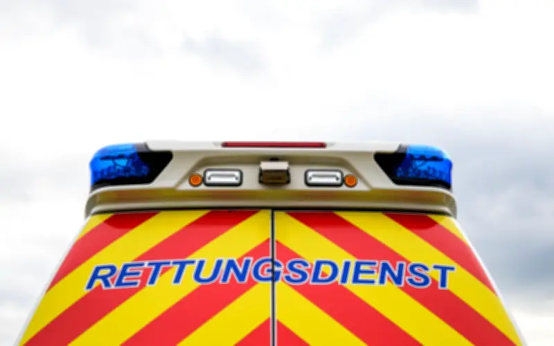 Tödlicher Verkehrsunfall: 90-jähriger Radfahrer in Lehe von Lkw erfasst