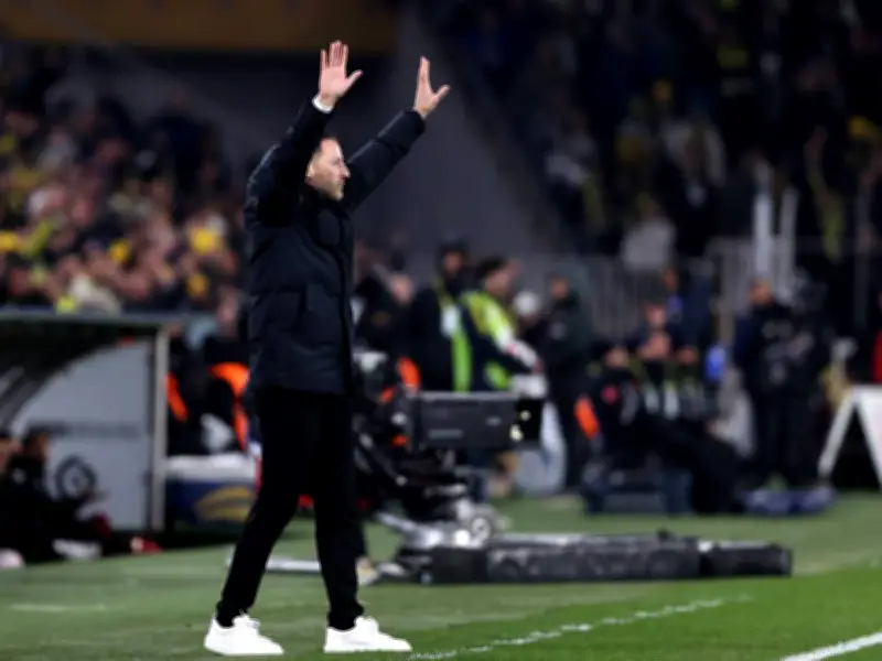 Tedesco erlebt emotionalen Achterbahnritt: Sieg und Platzverweis in letzter Minute