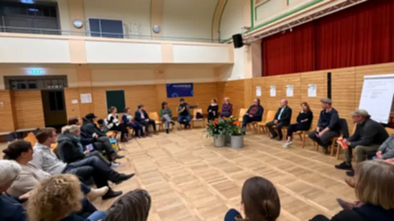 Templin: Dialogreihe 'Meckern erlaubt' geht mit neuer Runde im Roten Rathaus weiter