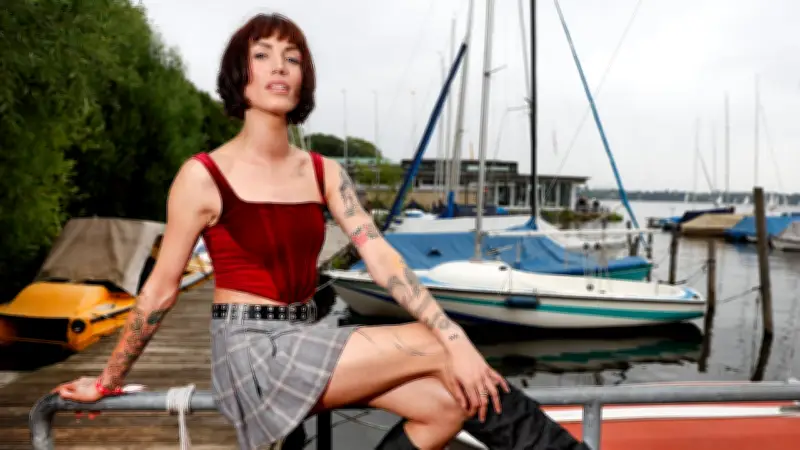 Tessa Bergmeier: Vom Topmodel zum Reality-Star - Ein Porträt der polarisierenden Persönlichkeit