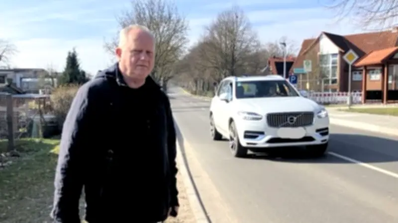 Teterow: Teschower Chaussee wird zur Rennstrecke - Polizei verstärkt Kontrollen