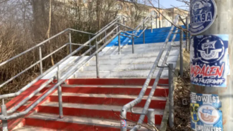 Teterower Treppen-Konflikt: Aus Vandalismus wird Gemeinschaftskunstwerk