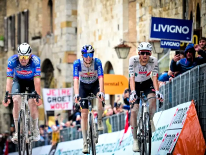 Tirreno-Adriatico: Mathieu van der Poel triumphiert im Sprint auf zweiter Etappe