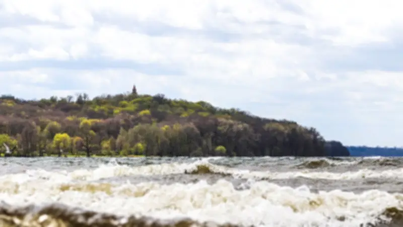 Tollensesee und mehr: 7 unvergessliche Ausflugstipps für den Urlaub in Neubrandenburg
