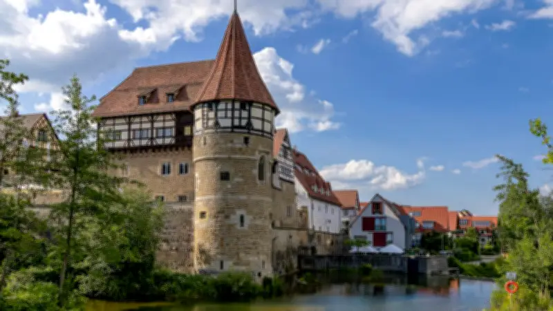 Toter Mann in der Eyach bei Balingen entdeckt – Kripo ermittelt vor Ort