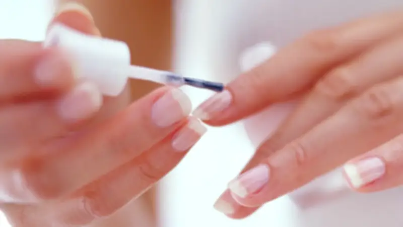 Touchscreen-tauglicher Nagellack: Neue Lösung für lange Fingernägel