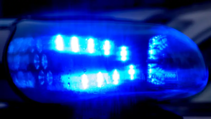 Tragödie in Magdeburg: Mutter stirbt bei Rettungsversuch ihres Kindes vor Straßenbahn