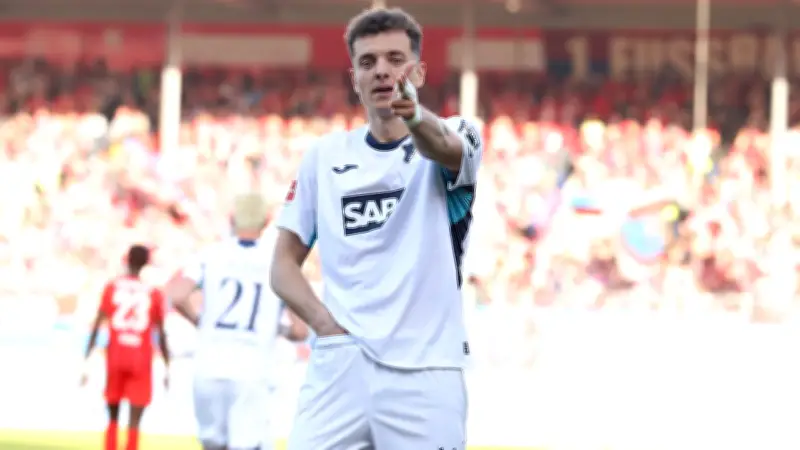 Transfergerüchte um Fisnik Asllani: Diese Klubs zeigen Interesse