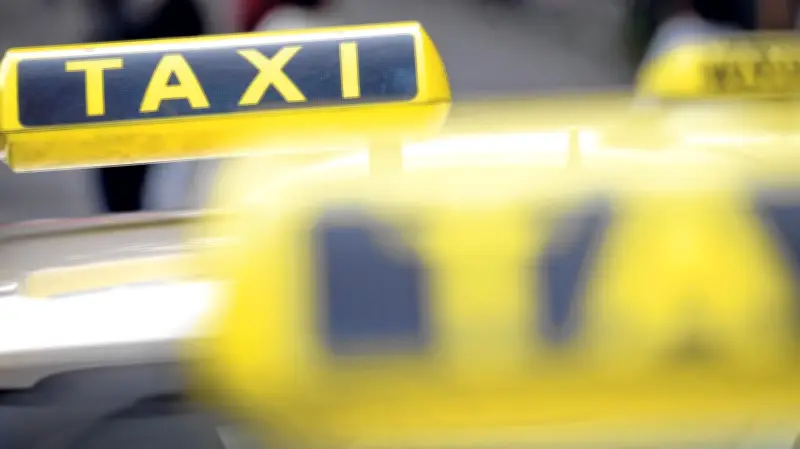 Transportstreik in MV: Dialyse- und Chemotherapie-Patienten müssen auf Taxi verzichten