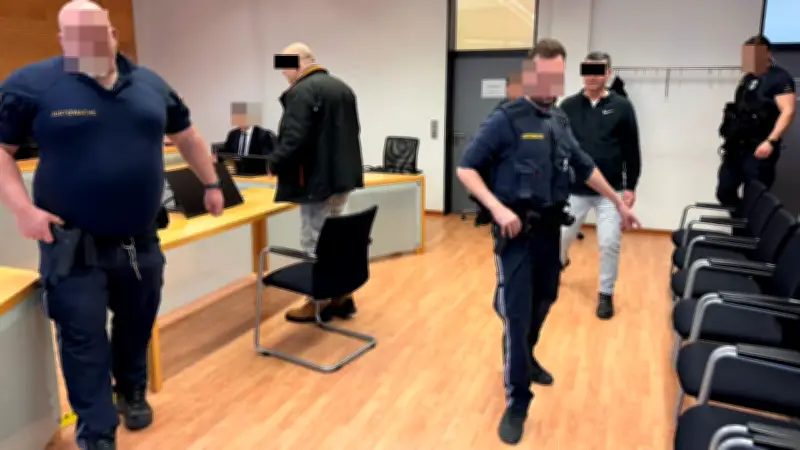 Tresor-Diebe flüchten mit BMW über Skipiste: Spektakulärer Coup endet im Fiasko