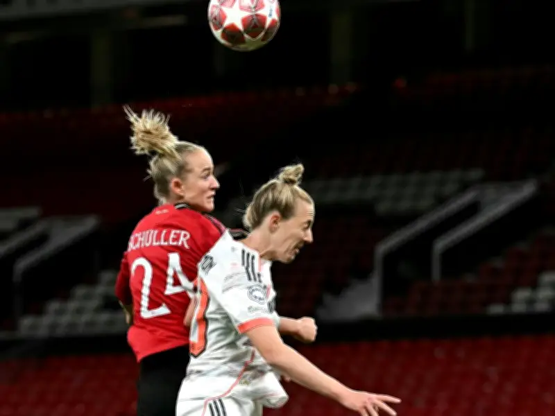 Trotz starker Schüller: Bayern-Frauen nach Sieg in Manchester auf Halbfinalkurs
