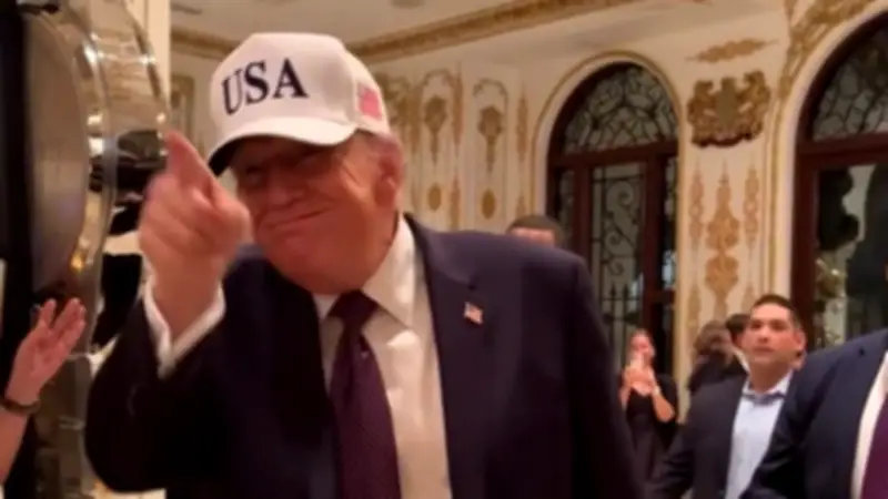 Trump bei Spendengala vor Iran-Angriff: "Ich muss jetzt zur Arbeit"