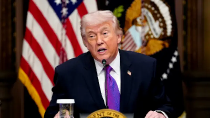 Trump lobt US-Militär mit überhöhten Noten und warnt neue iranische Führung