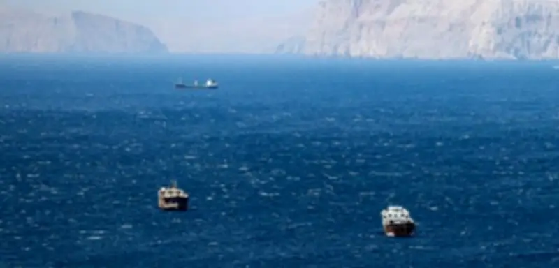 Trump verspricht US-Gegeleit für Öltanker in der Straße von Hormus – Iran droht mit Beschuss