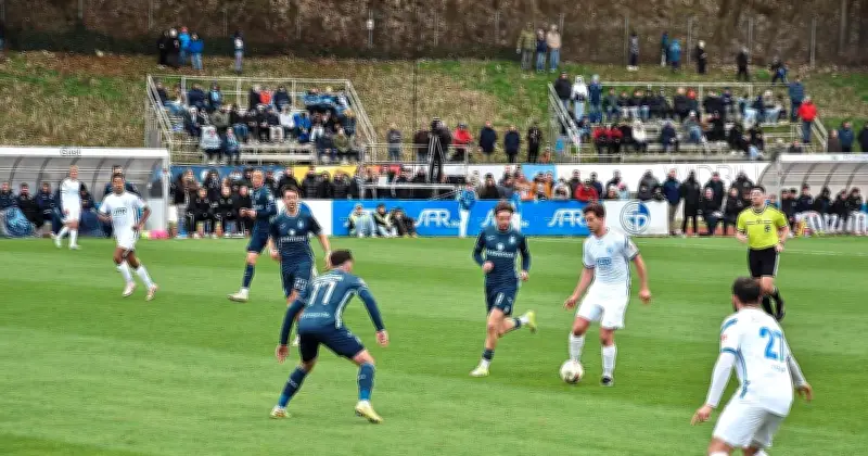 TSV 1860 ringt in Dingolfing knappen 2:1-Sieg heraus – Rückstand wird gedreht