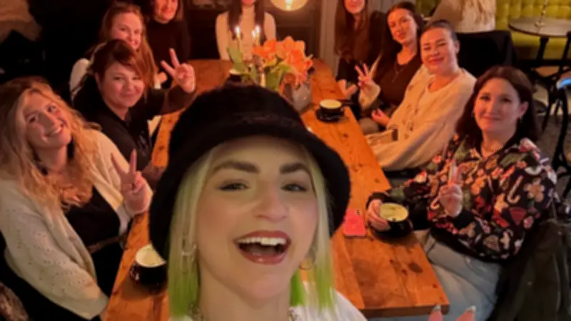 TV-Moderatorin Marlen Peters testet Matcha-Cafés in Rostock: Heimatliebe und Grüntee-Hype