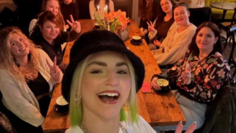 TV-Moderatorin Marlen Peters vergibt Bestnoten für Matcha in Rostock bei ihrer Heimat-Tour