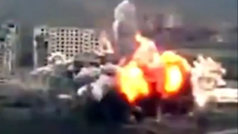 Ukrainische KI-Drohnen zerstören russisches Flugabwehrsystem - Putin setzt auf 3-Tonnen-Bomben