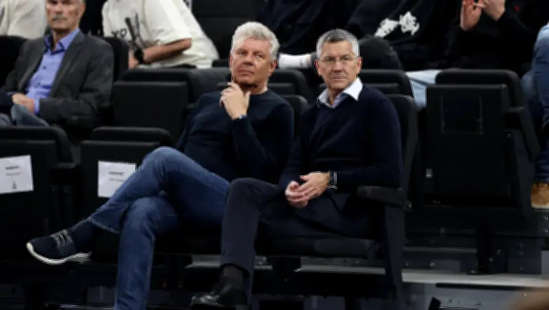 Ultimatum an Dieter Reiter: Stadtrat debattiert Nebeneinkünfte beim FC Bayern