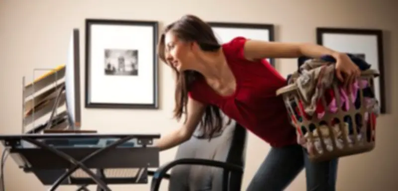 Umfrage enthüllt: Viele Beschäftigte inszenieren Produktivität statt zu arbeiten