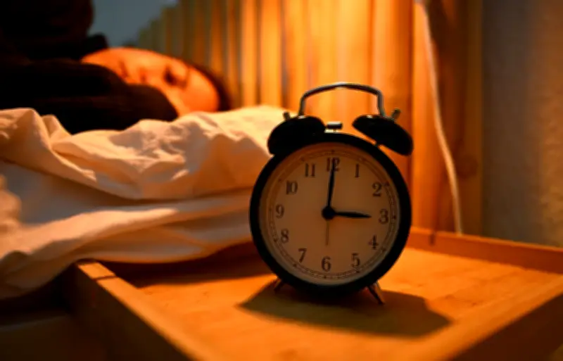 Umfrage zeigt: Frauen leiden stärker unter Zeitumstellung als Männer