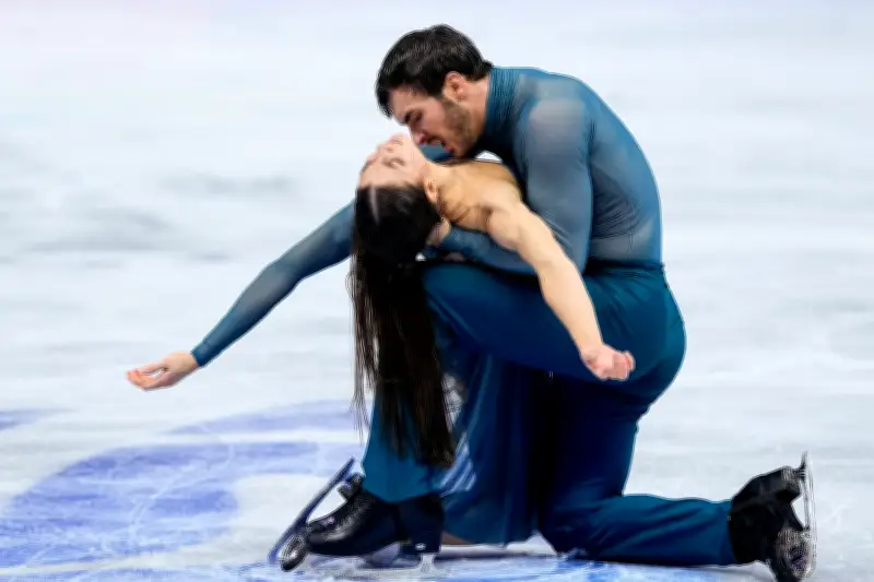 Umstrittene Eistanz-Olympiasieger krönen sich in Prag auch zu Weltmeistern