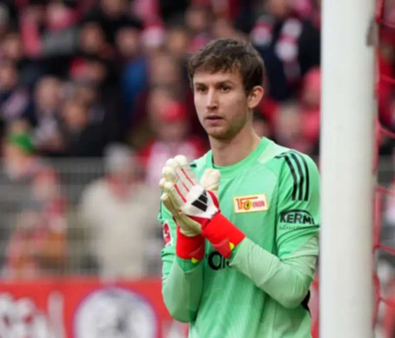 Union Berlin: Torhüter Rönnow erleidet Trainingsverletzung - Einsatz in Freiburg ungewiss