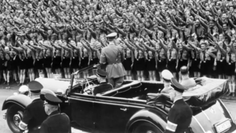 US-Archiv veröffentlicht 16 Millionen NS-Dokumente: Familienforschung zur Nazi-Vergangenheit