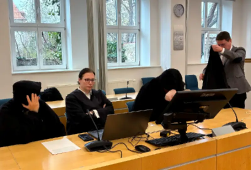 Vater gesteht Versagen bei Pflege schwerbehinderten Sohns vor Gericht in Erfurt