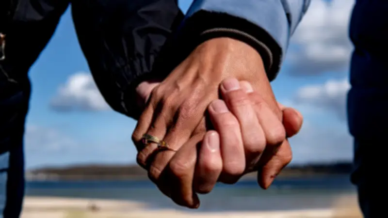 Verbraucherzentrale warnt vor teuren Freundschaftskontakten in Sachsen-Anhalt