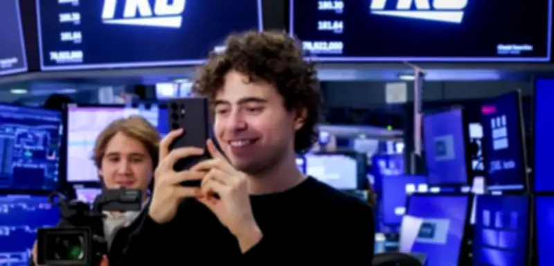 Verdächtige Wetten vor Iran-Militärschlag: Insider-Geschäfte auf Polymarket und Kalshi?