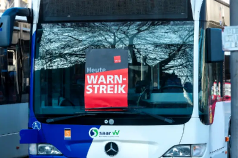 Verdi korrigiert Warnstreik-Aufruf: Keine ÖPNV-Streiks im Saarland und Brandenburg
