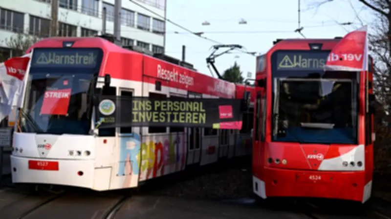 Verdi-Warnstreiks legen Nahverkehr lahm: Wo Busse und Bahnen ab Montag stillstehen