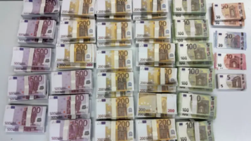 Verkäuferin entlarvt Falschgeldring: 17.000 Euro Blüten in Nürnberg sichergestellt