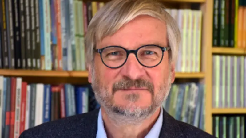 Verlagssterben im Osten: Wie 150 Verlage verschwanden und die kulturelle Vielfalt leidet