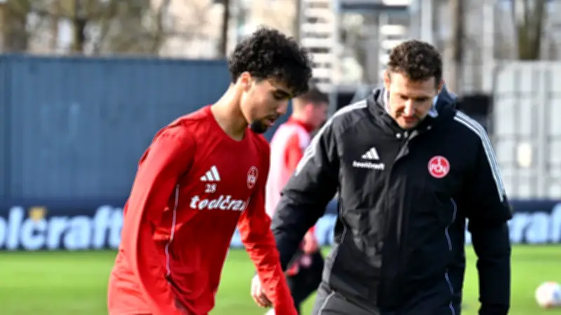 Vertrauen zerstört: Berater attackiert Trainer Klose im Nürnberger Talent-Streit