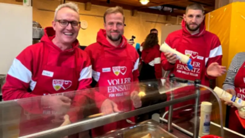 VfB Stuttgart: Fußballstars servieren in Vesperkirche für Bedürftige