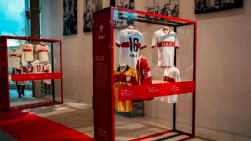 VfB Stuttgart präsentiert historische Trikot-Schätze im Wert von fast 200.000 Euro