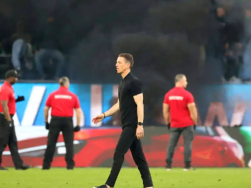 VfL Wolfsburg in der Krise: Trainer Bauer vor dem Rauswurf - Dieter Hecking als möglicher Retter?