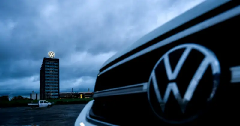 Volkswagen baut 50.000 Stellen ab: Gewinneinbruch und US-Zölle belasten Konzern schwer