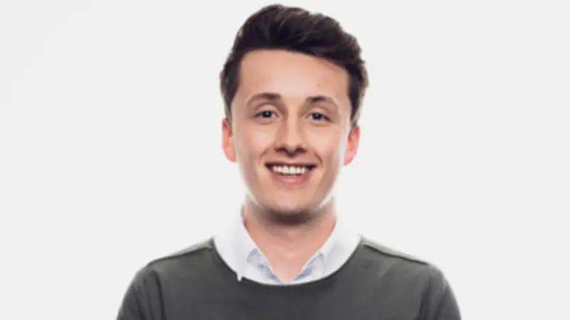 Vom Abi-Traum zur EM-Realität: Paul Grotenburgs Weg zum DFB-Reporter