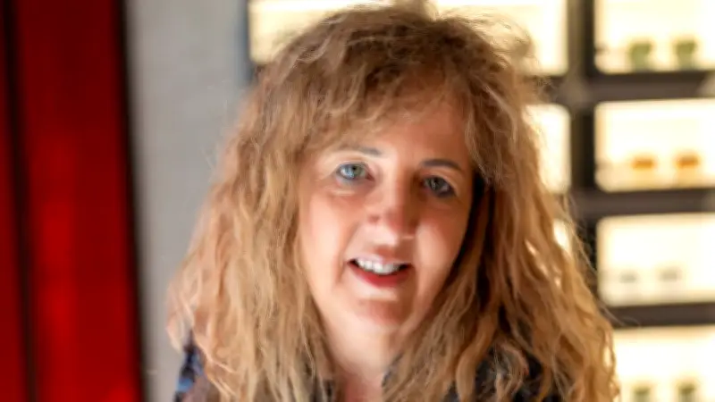 Vom Dating-Marathon zur großen Liebe: Leverkusenerin fand nach 399 Dates ihr Glück