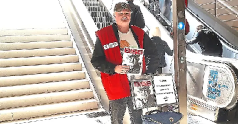 Vom Straßenverkäufer zum Politiker: Dirk Schuchardt kandidiert für SPD in Planegg