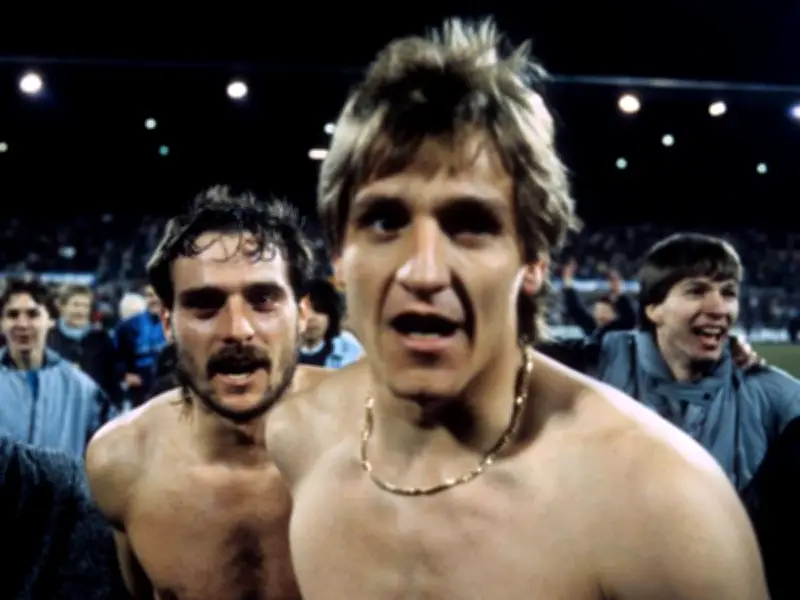 Vor 40 Jahren: Das legendäre 7:3-Comeback von Bayer Uerdingen gegen Dynamo Dresden