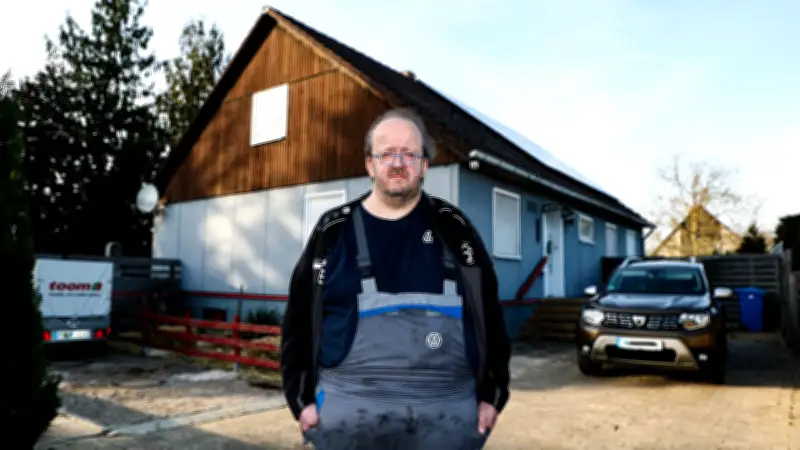 VW-Arbeiter Stefan B. (54) über Stellenabbau: „Jeder fragt sich: Wer ist als Nächstes dran?“